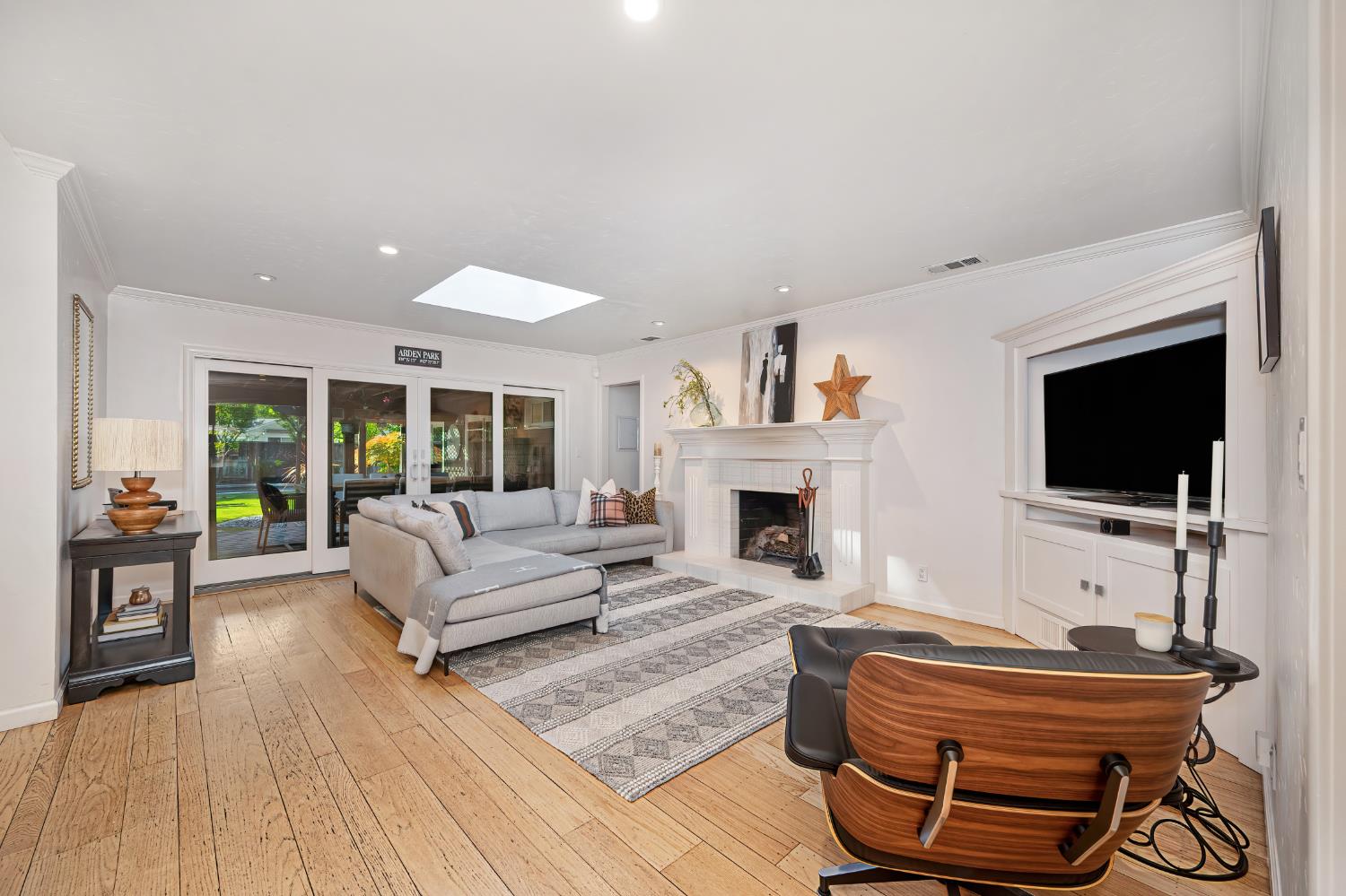 3852 El Ricon Way Sacramento, CA 95864 - Photo 6 of 71