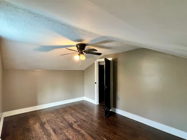 $305,000 | 703 South 7th Avenue, St. Charles, IL 60174