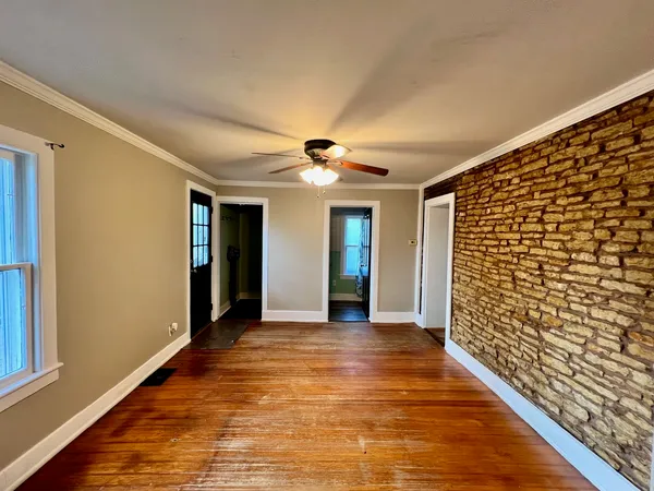 $305,000 | 703 South 7th Avenue, St. Charles, IL 60174