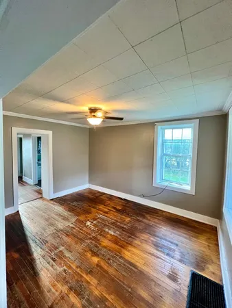 $305,000 | 703 South 7th Avenue, St. Charles, IL 60174