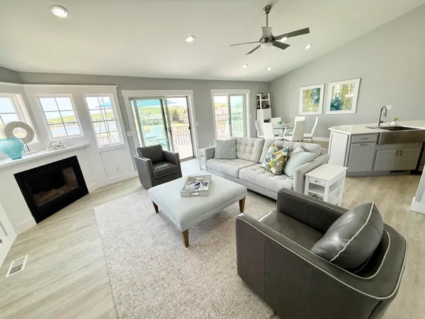 $439,900 | 3633 Marina View Point, Muskegon, MI 49441