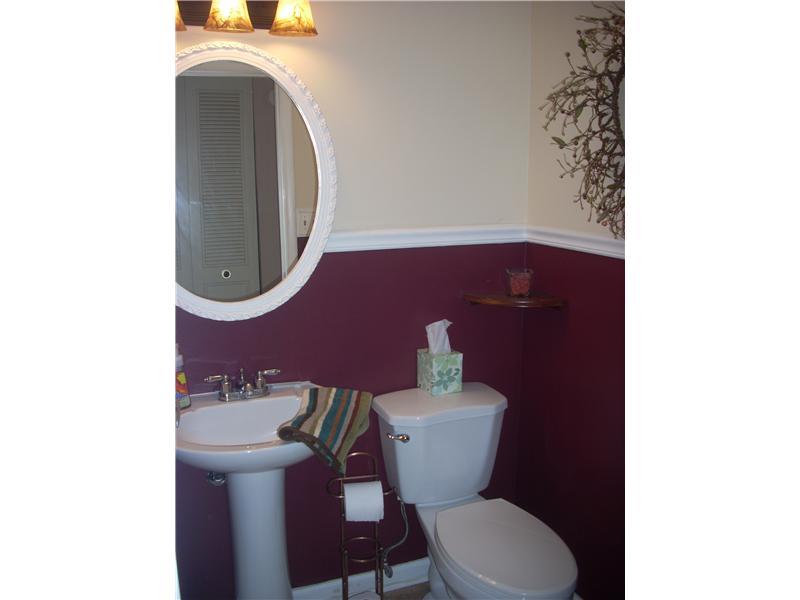542 Hunters Path Road Bridgeville, PA 15017 - Photo 8 of 15 Partial Bath.