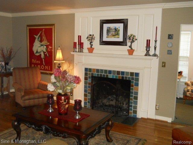1060 North Oxford Road Grosse Pointe, MI 48236 - Photo 12 of 20 1060 N OXFORD 028