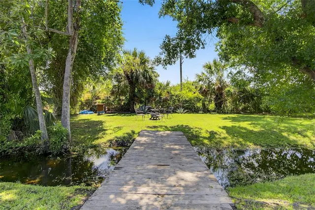 $370,000 | 13040 Waterbourne Drive, Gibsonton, FL 33534