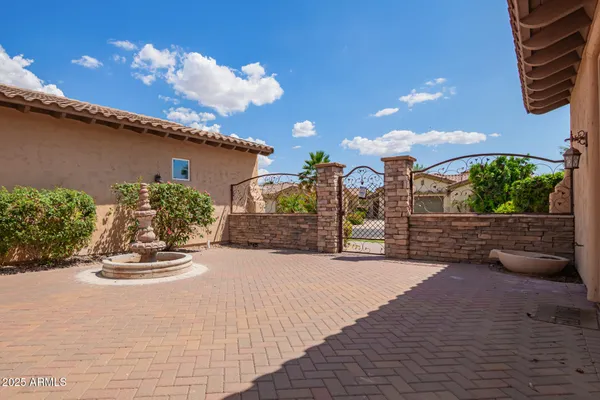 $880,000 | 14372 West Cypress Street, Goodyear, AZ 85395