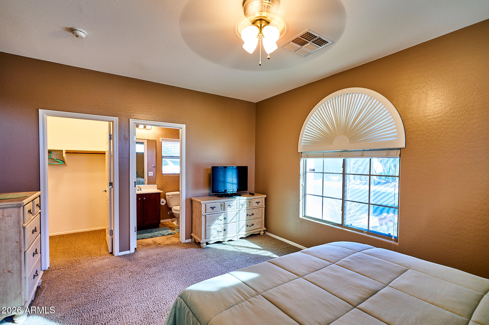 2316 West Corral Road Phoenix, AZ 85041 - Photo 38 of 64 DSC05452