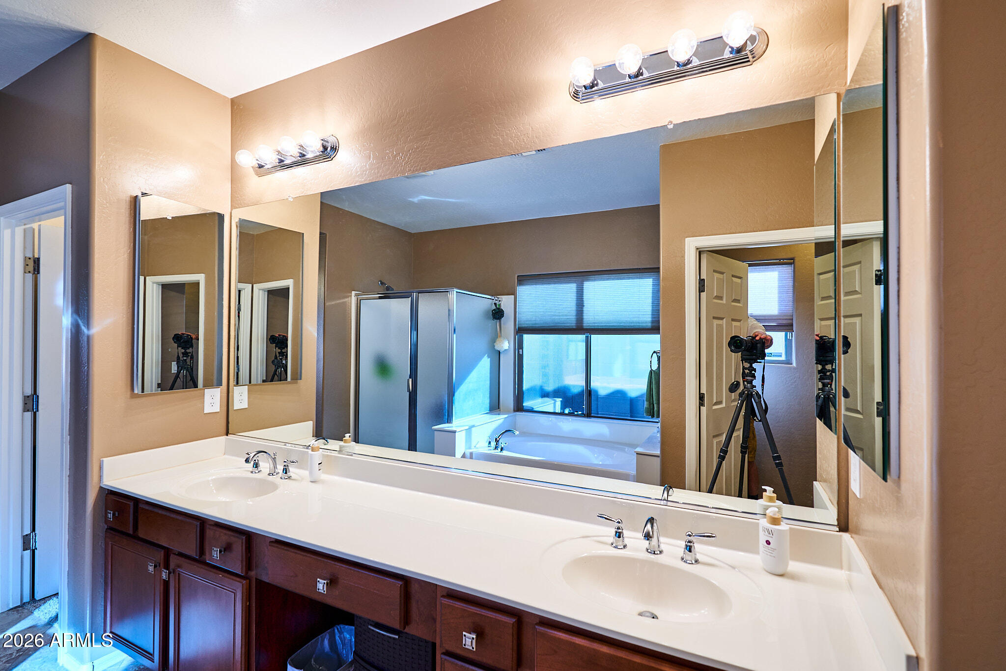 2316 West Corral Road Phoenix, AZ 85041 - Photo 50 of 64 DSC05470