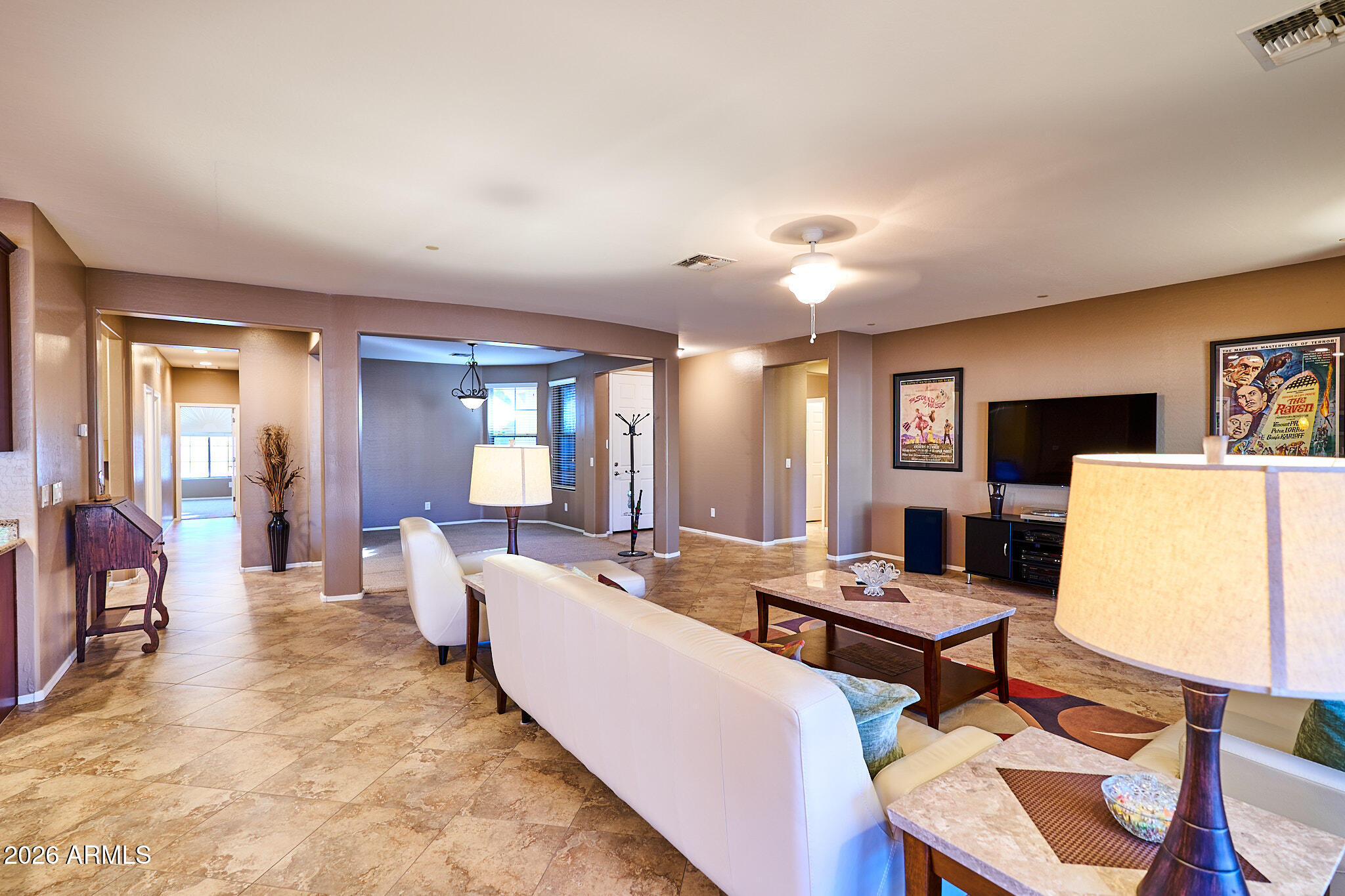 2316 West Corral Road Phoenix, AZ 85041 - Photo 9 of 64 DSC05419