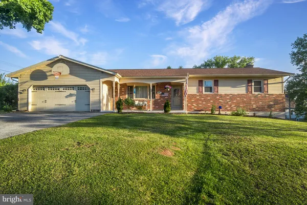 $435,000 | 5560 North Fairway Drive, Reading, PA 19606