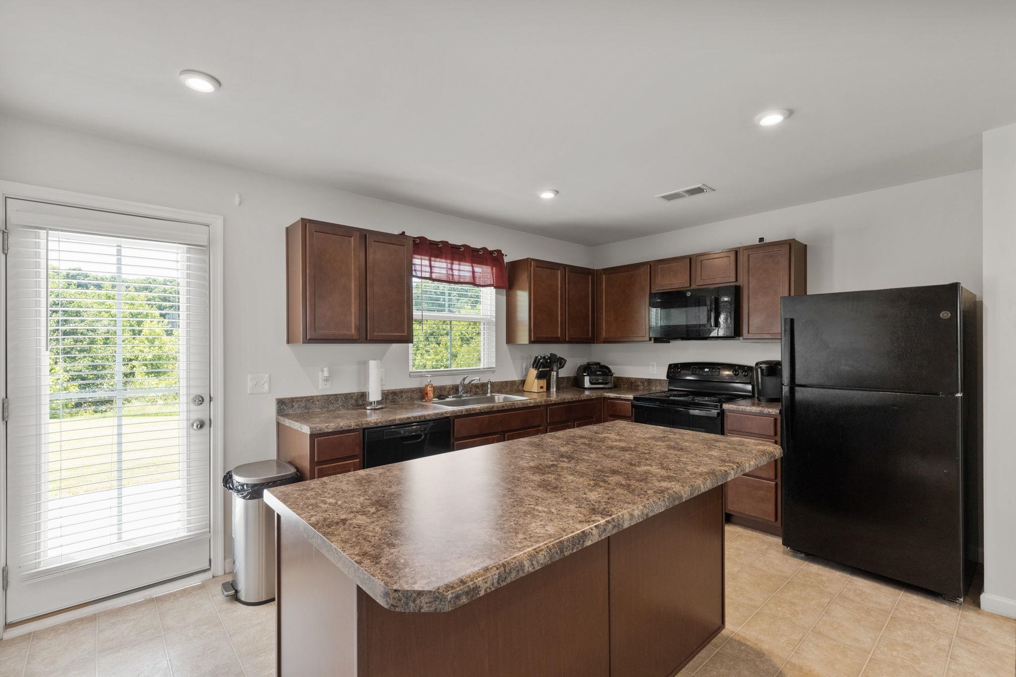 553 Heavenly Days Street Inman, SC 29349 - Photo 10 of 29 Gallery Image 10
