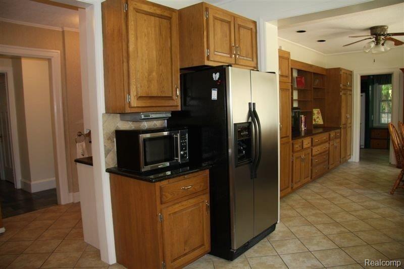 76 Muskoka Road Grosse Pointe, MI 48236 - Photo 3 of 12 Stainless Steel Appliances