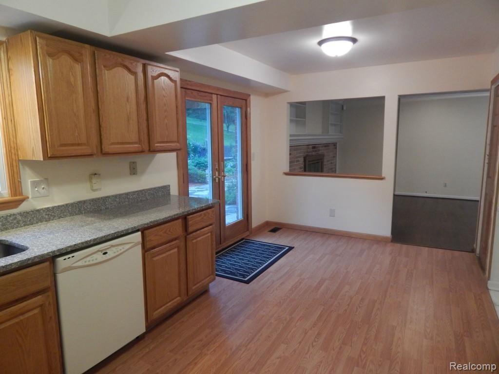 617 Birch Tree Court Rochester Hills, MI 48306 - Photo 27 of 82
