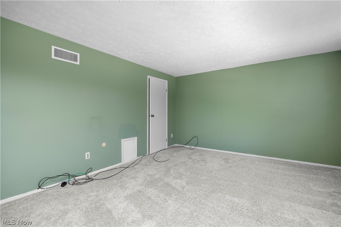 974 Wadsworth Road Medina, OH 44256 - Photo 14 of 31