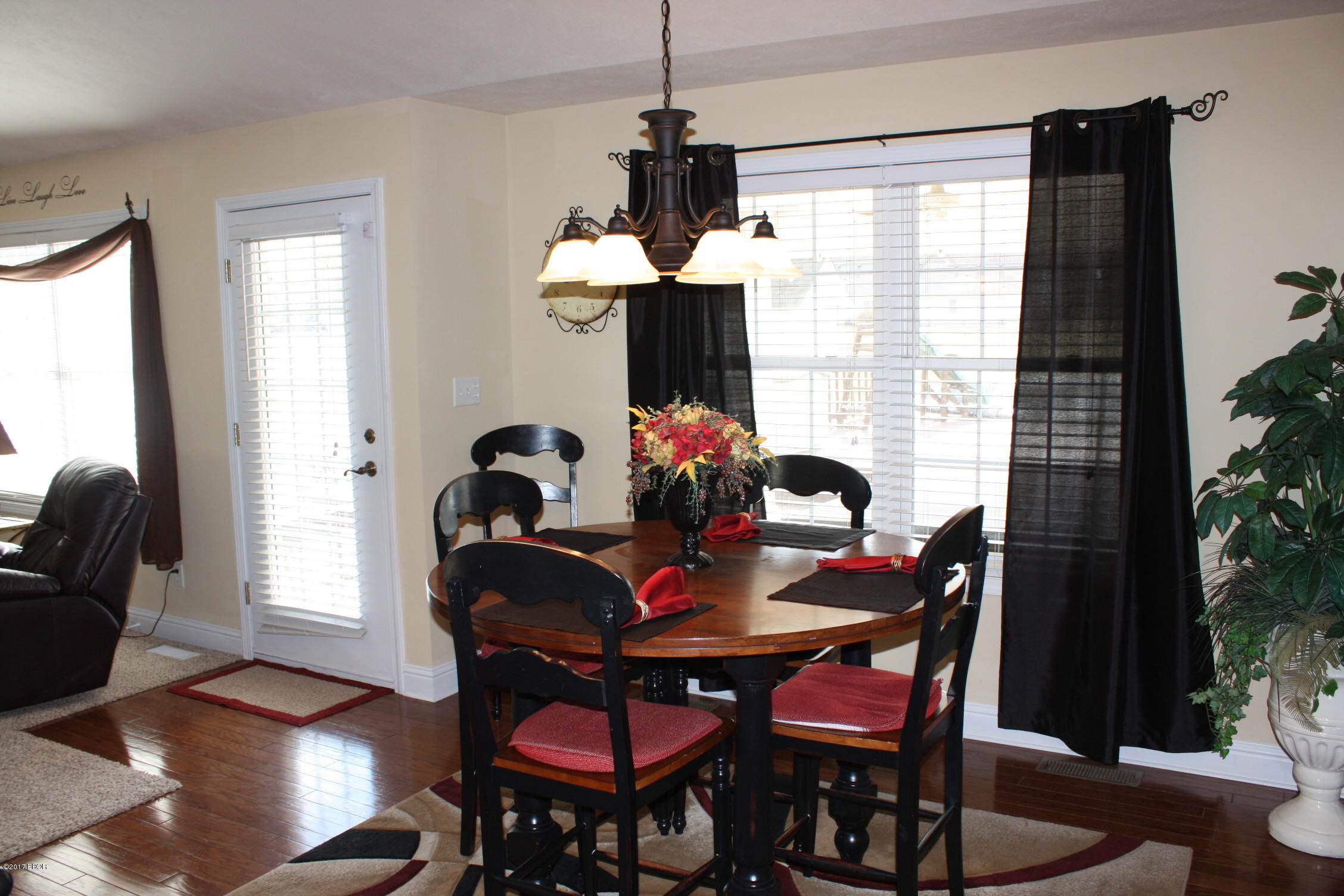 12742 Hudgens Road Marion, IL 62959 - Photo 13 of 38 Gallery Image 13