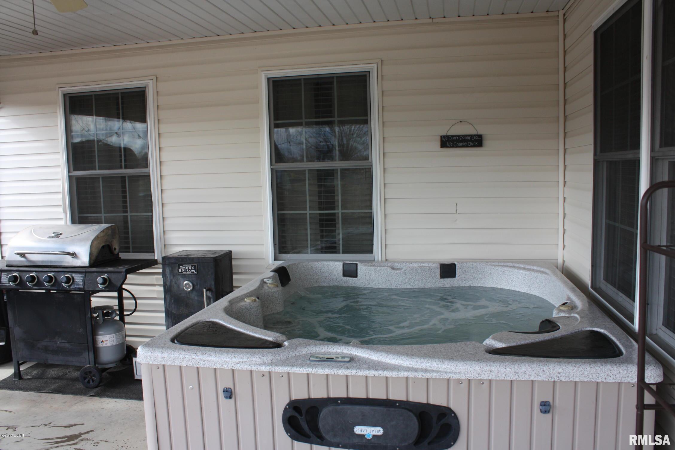 12742 Hudgens Road Marion, IL 62959 - Photo 6 of 38 Gallery Image 6