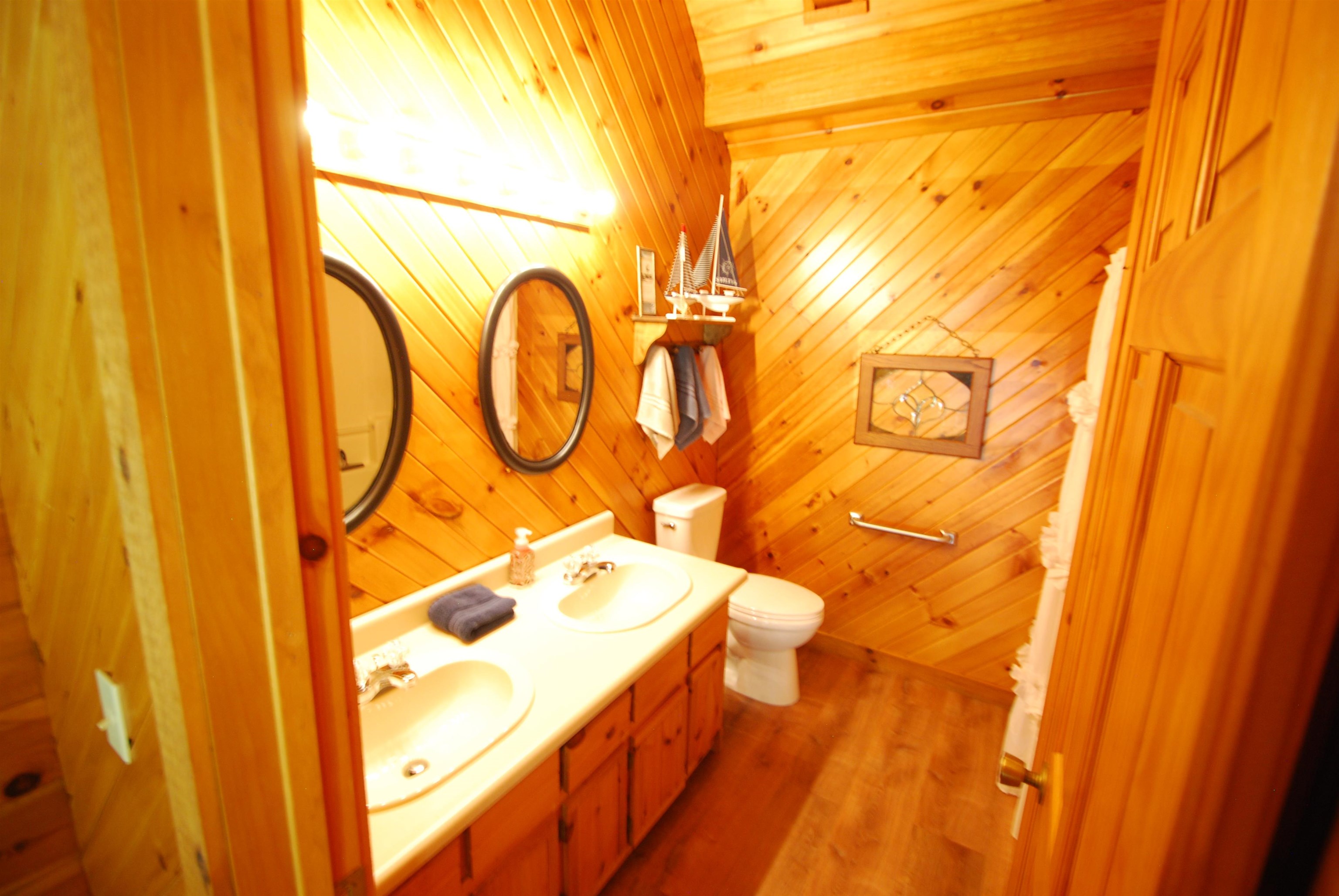 5592 Linksview Way Gladwin, MI 48624 - Photo 43 of 87 1947550-21ef2f76-0854-4d57-ace0-9cba8846a612.JPG