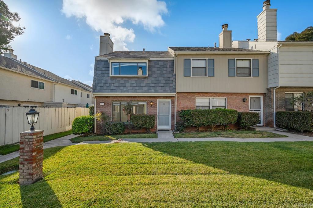 851 Del Mar Downs Road, Unit E Solana Beach, CA 92075 - Photo 2 of 22