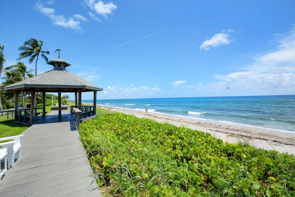 5505 North Ocean Boulevard, Unit 2204 Ocean Ridge, FL 33435 - Photo 14 of 19 Gazebo