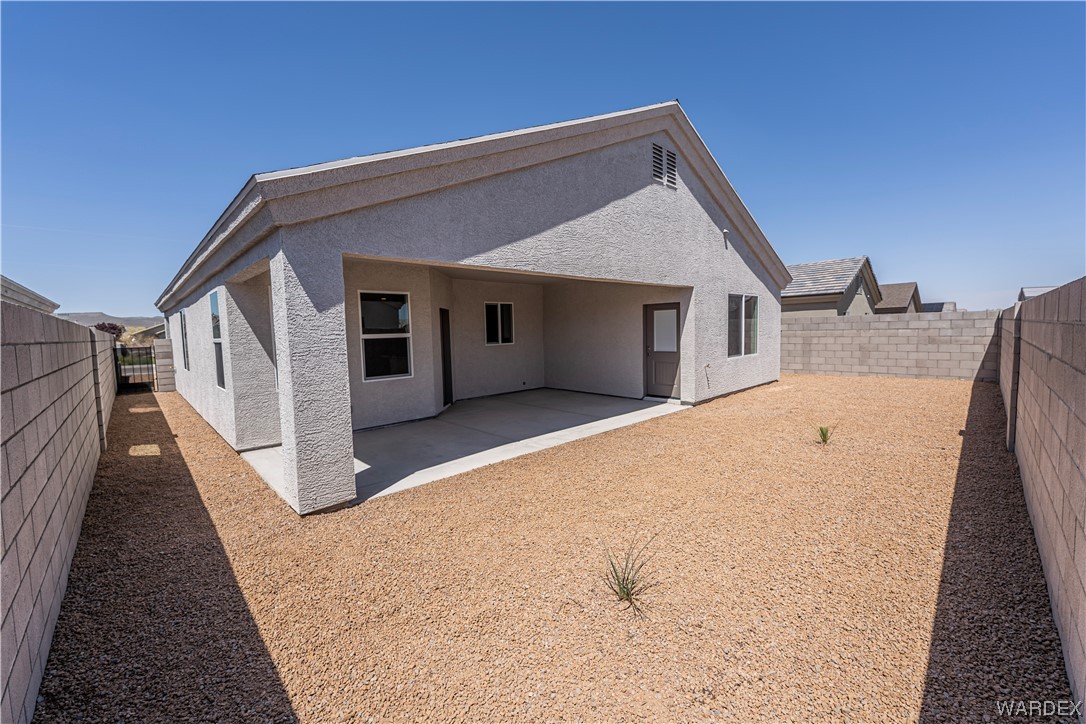 3586 North Kenneth Road Kingman, AZ 86409 - Photo 3 of 24