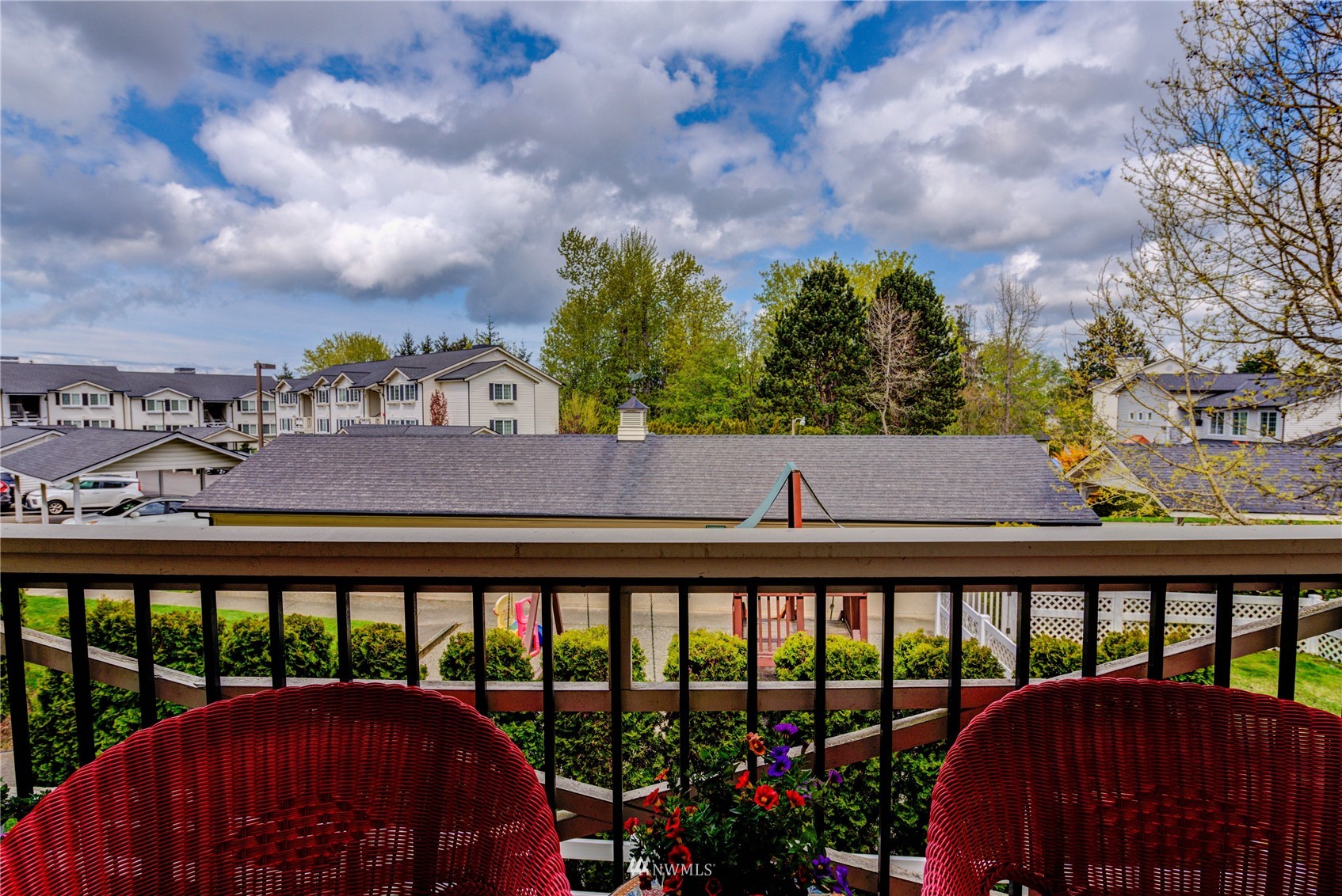 12404 East Gibson Road, Unit H201 Everett, WA 98204 - Photo 10 of 34 Gallery Image 10