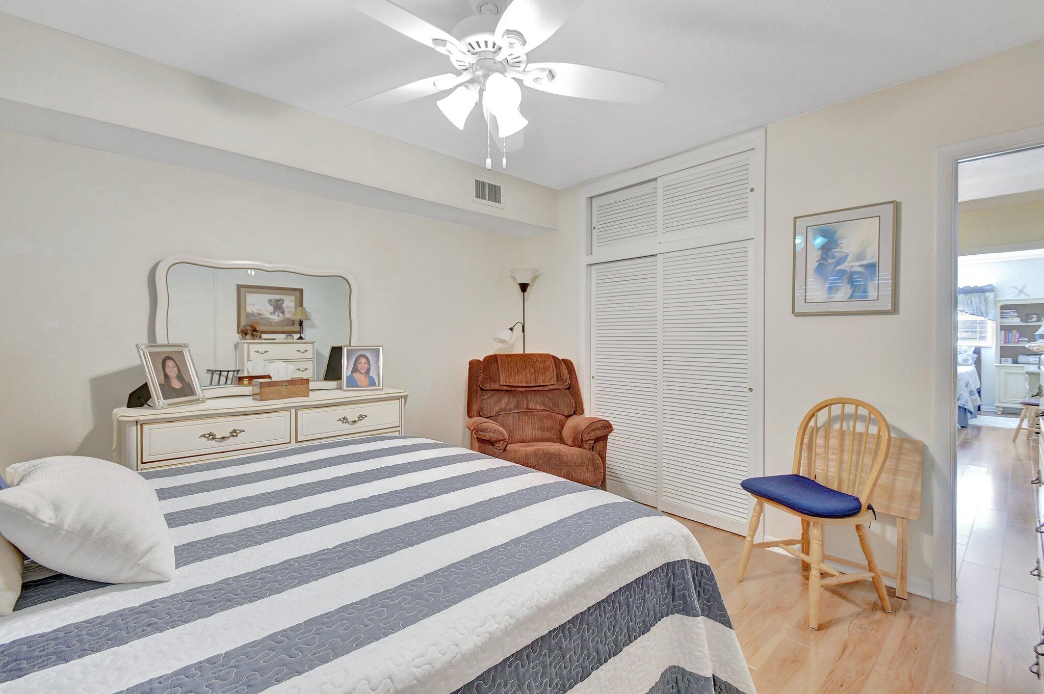 25 Southeast 13th Street, Unit A2 Boca Raton, FL 33432 - Photo 14 of 40 21-web-or-mls-DSC_1121