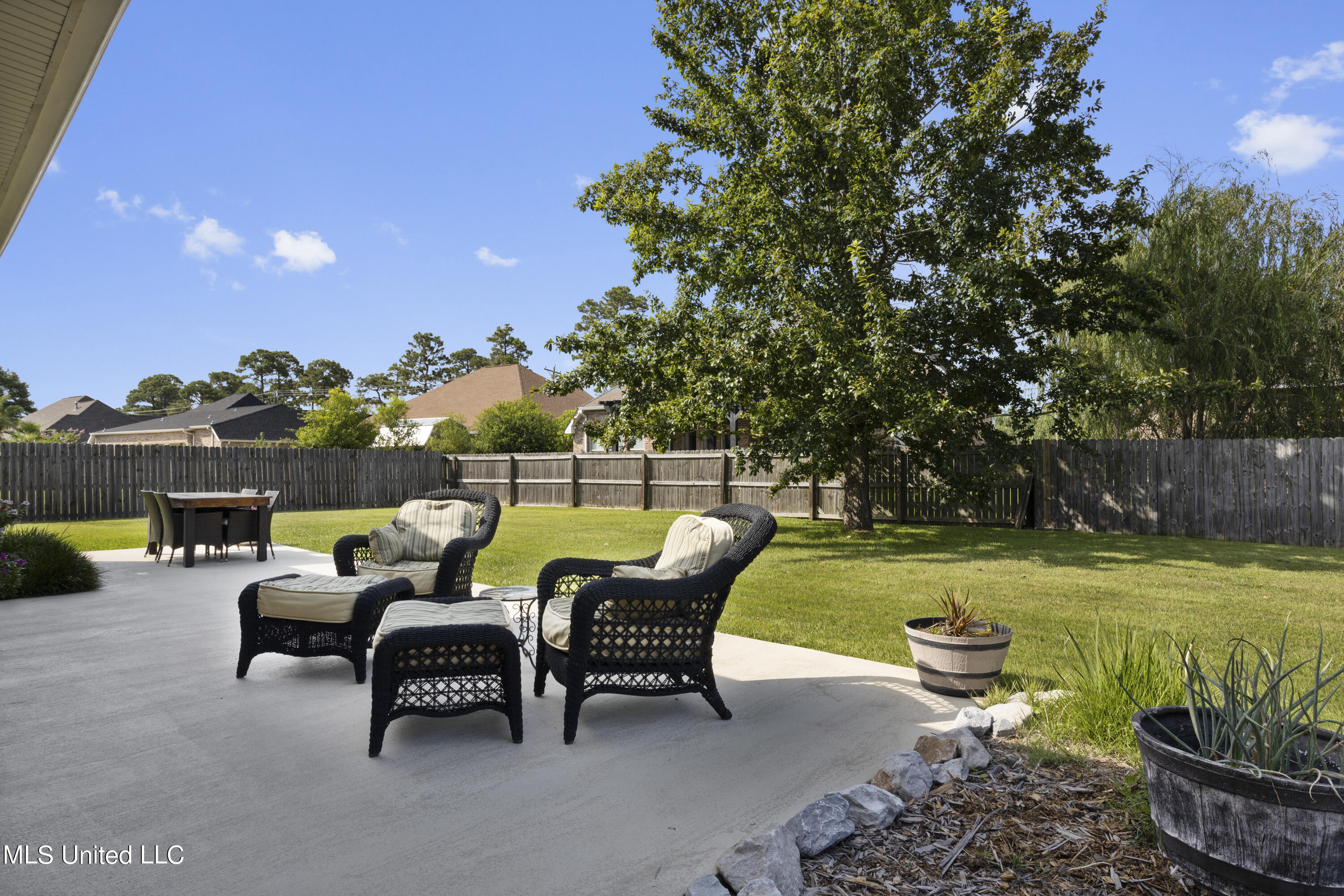 2320 Rue Maison Biloxi, MS 39532 - Photo 35 of 43 037