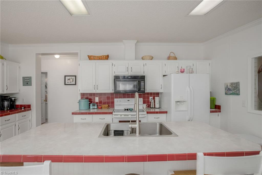 1620 Tom Shelton Road Sandy Ridge, NC 27046 - Photo 13 of 45