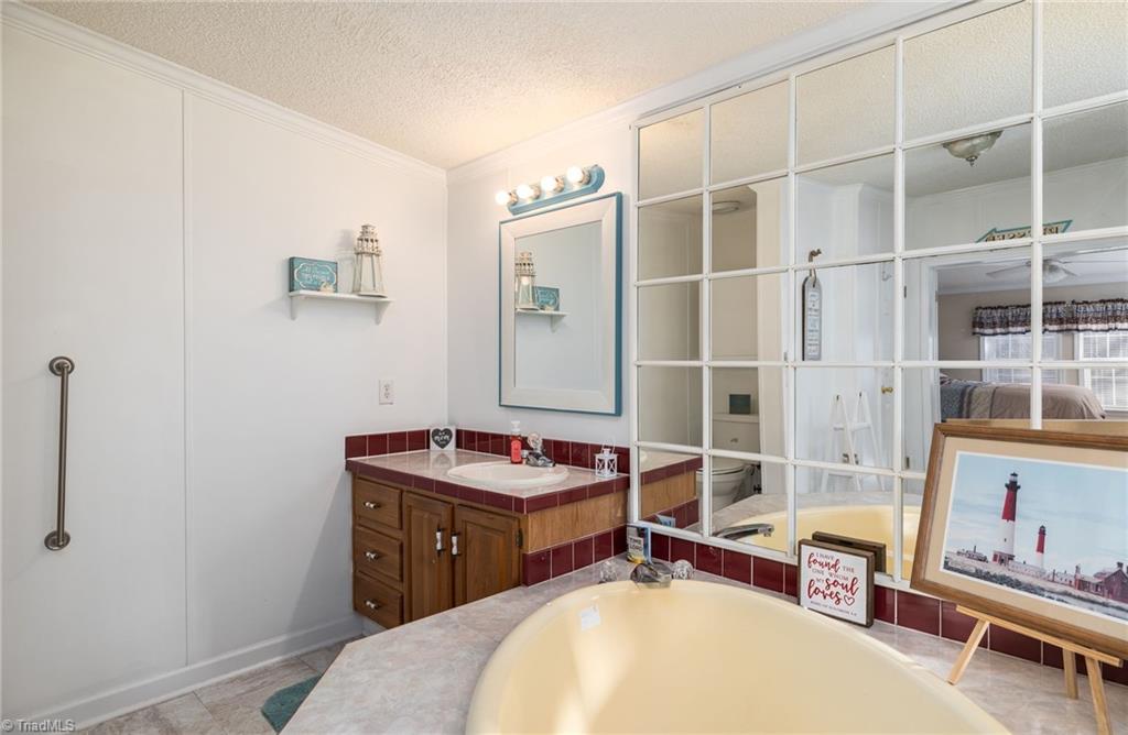 1620 Tom Shelton Road Sandy Ridge, NC 27046 - Photo 23 of 45