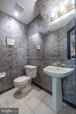 $469,999 | 111 Sandhurst Drive, Mount Laurel, NJ 08054