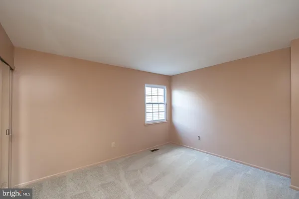 $469,999 | 111 Sandhurst Drive, Mount Laurel, NJ 08054