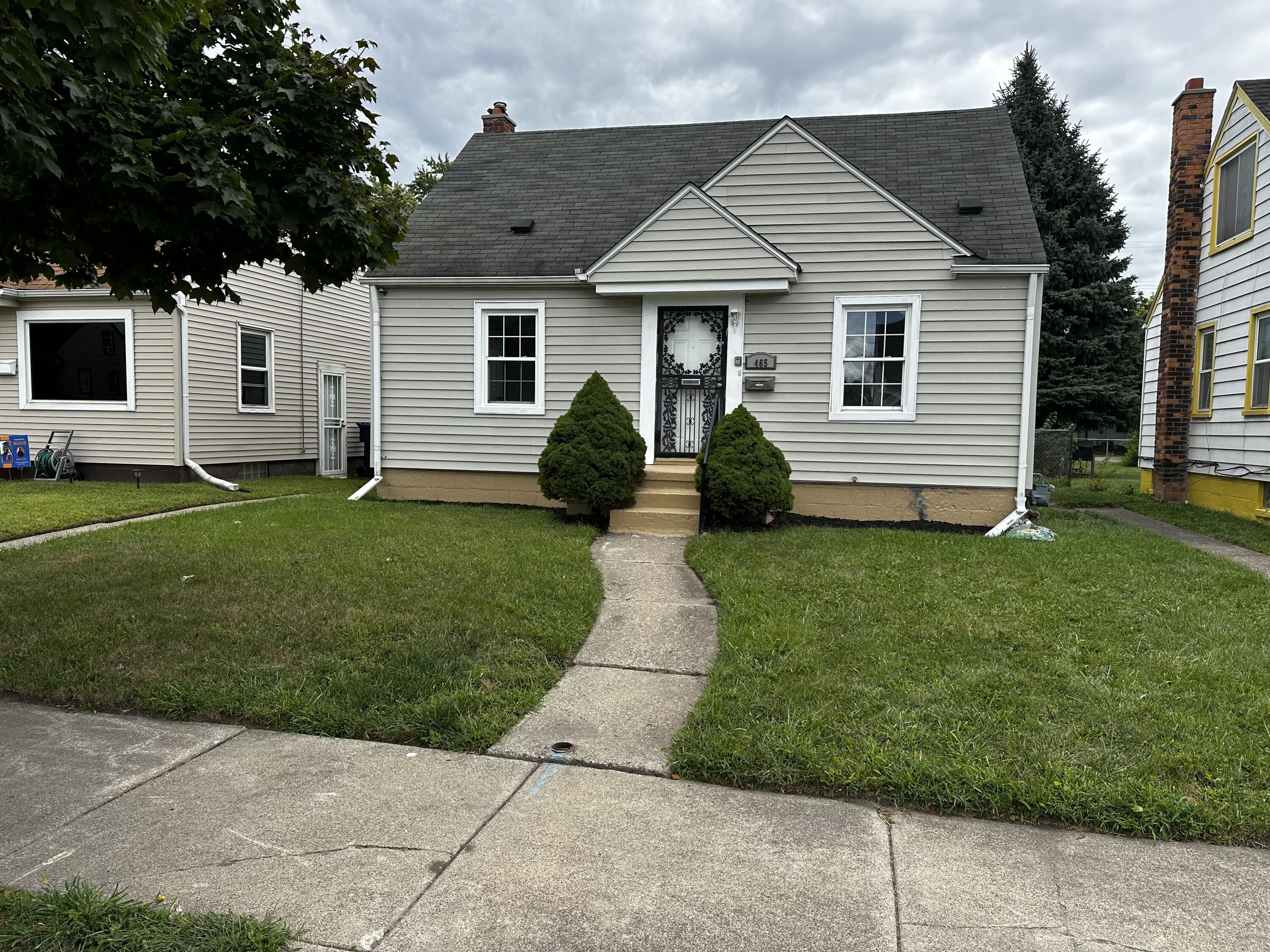 465 Campbell Street River Rouge, MI 48218 - Photo 1 of 18 IMG_7956