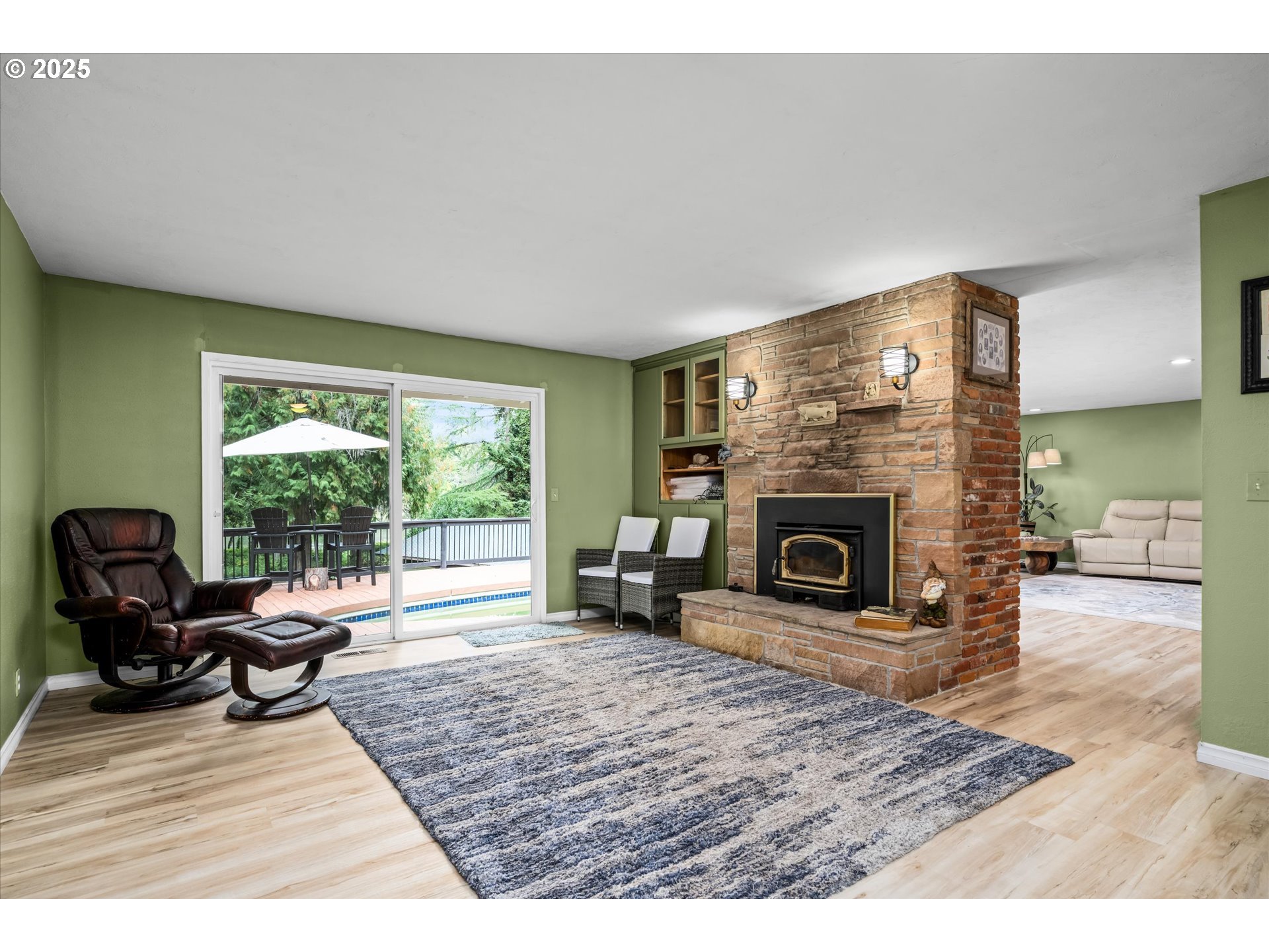 41929 Deerhorn Road Springfield, OR 97478 - Photo 12 of 46 Family Room