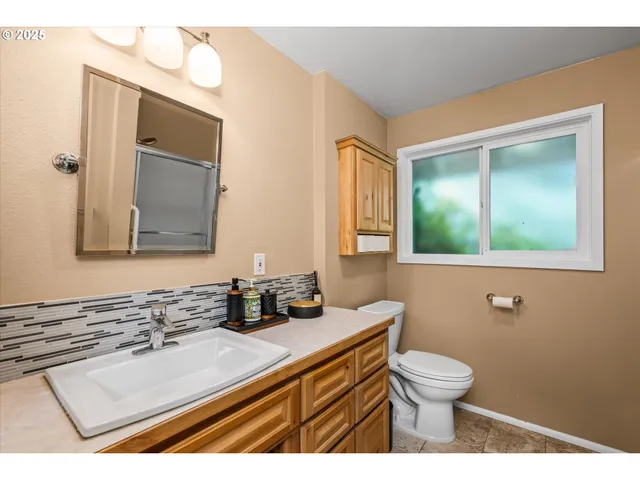 $699,000 | 41929 Deerhorn Road, Springfield, OR 97478