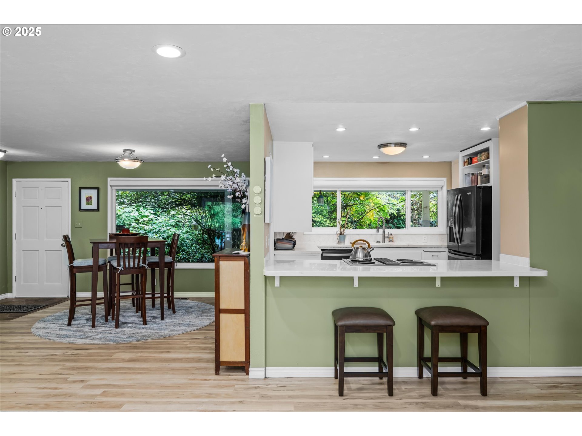 41929 Deerhorn Road Springfield, OR 97478 - Photo 10 of 46