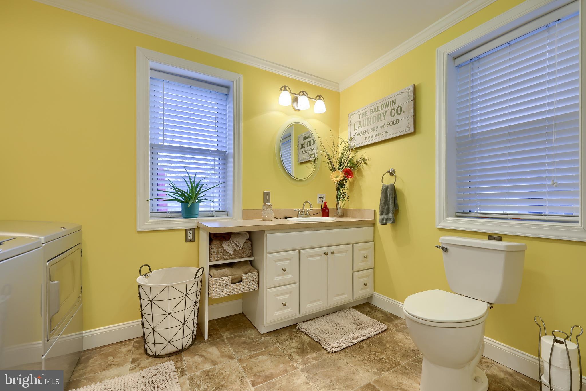 219 North Cedar Street Lititz, PA 17543 - Photo 18 of 41