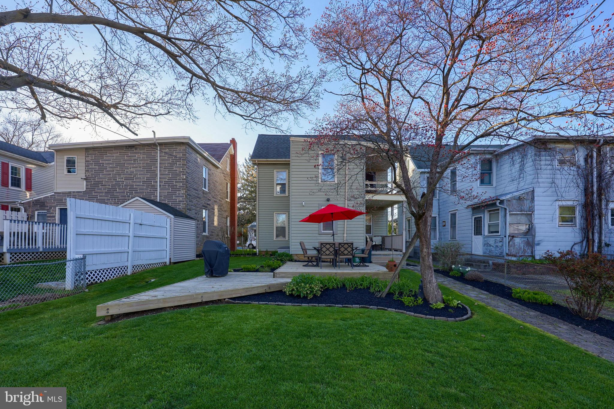 219 North Cedar Street Lititz, PA 17543 - Photo 35 of 41