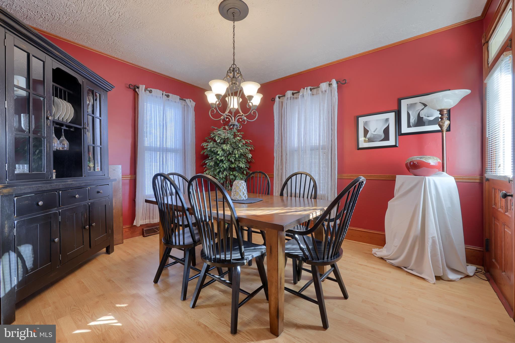 219 North Cedar Street Lititz, PA 17543 - Photo 8 of 41