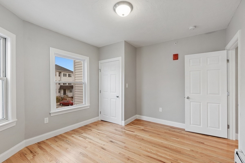 86-92 Hamilton Street Worcester, MA 01604 - Photo 10 of 22