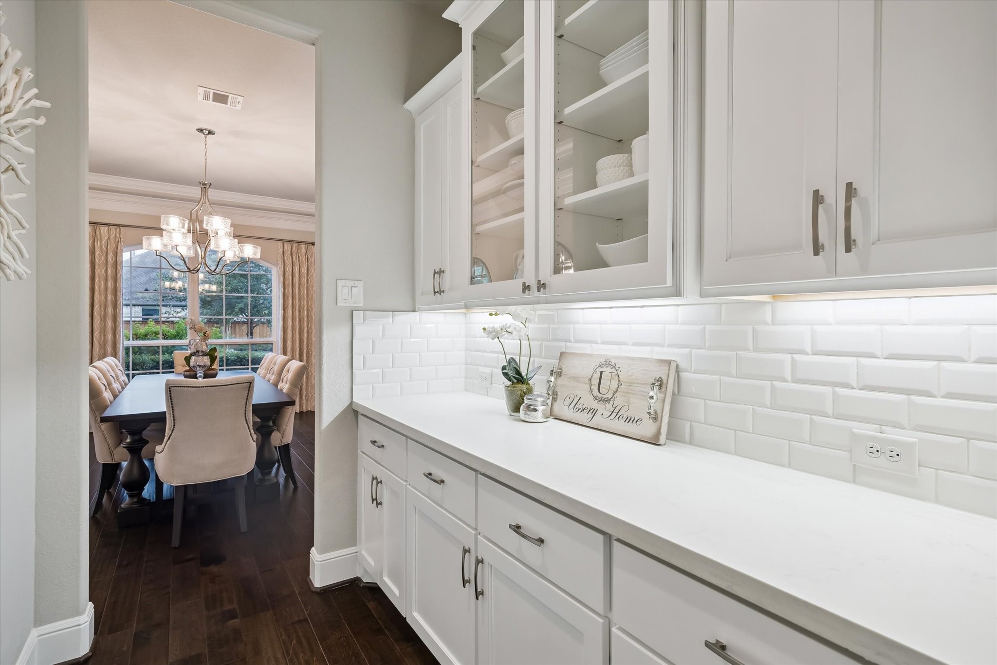 4011 Pleasant Ridge Drive Spring, TX 77386 - Photo 14 of 48 Butlers pantry