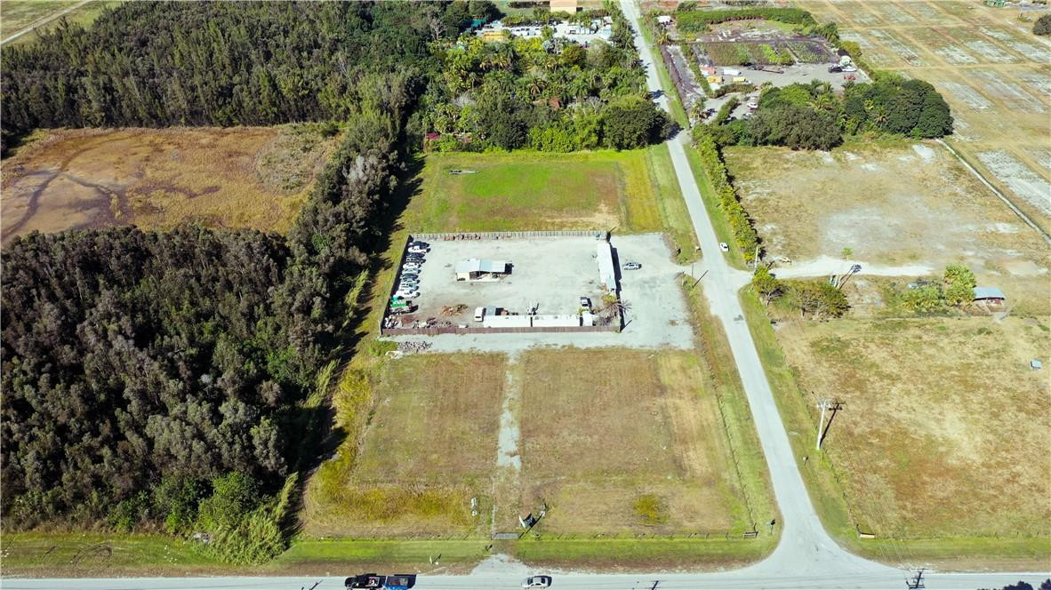 21051 Stirling Road Southwest Ranches, FL 33332 - Photo 3 of 8 Photo 5