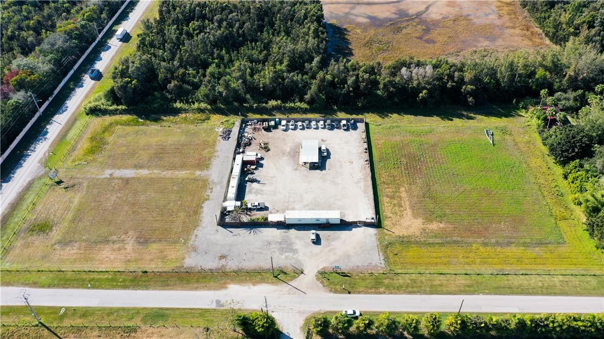 21051 Stirling Road Southwest Ranches, FL 33332 - Photo 4 of 8 Photo 6