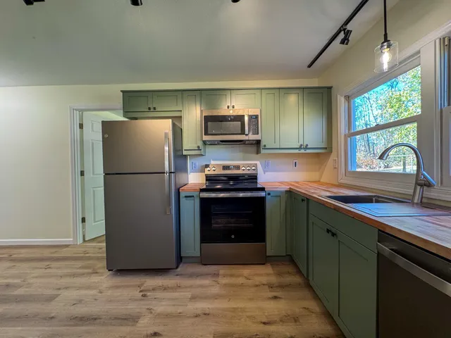 $299,900 | 3545 White Birch Avenue Northeast, Bemidji, MN 56601