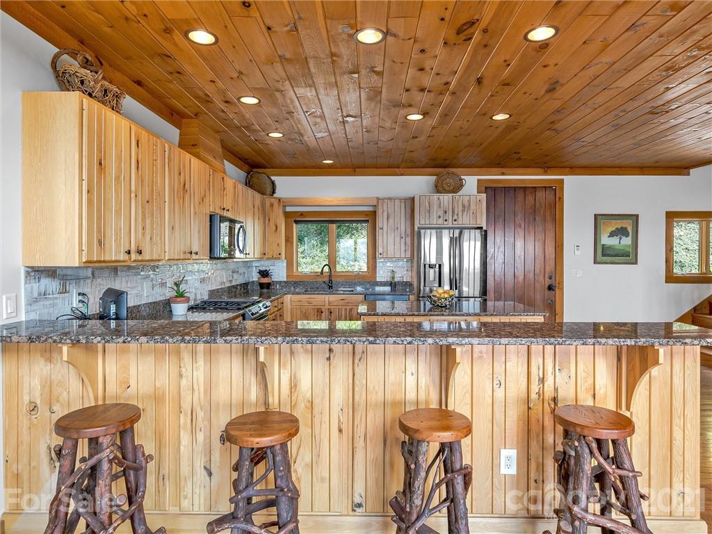 630 Flat Top Mountain Road Fairview, NC 28730 - Photo 8 of 47 Gallery Image 8