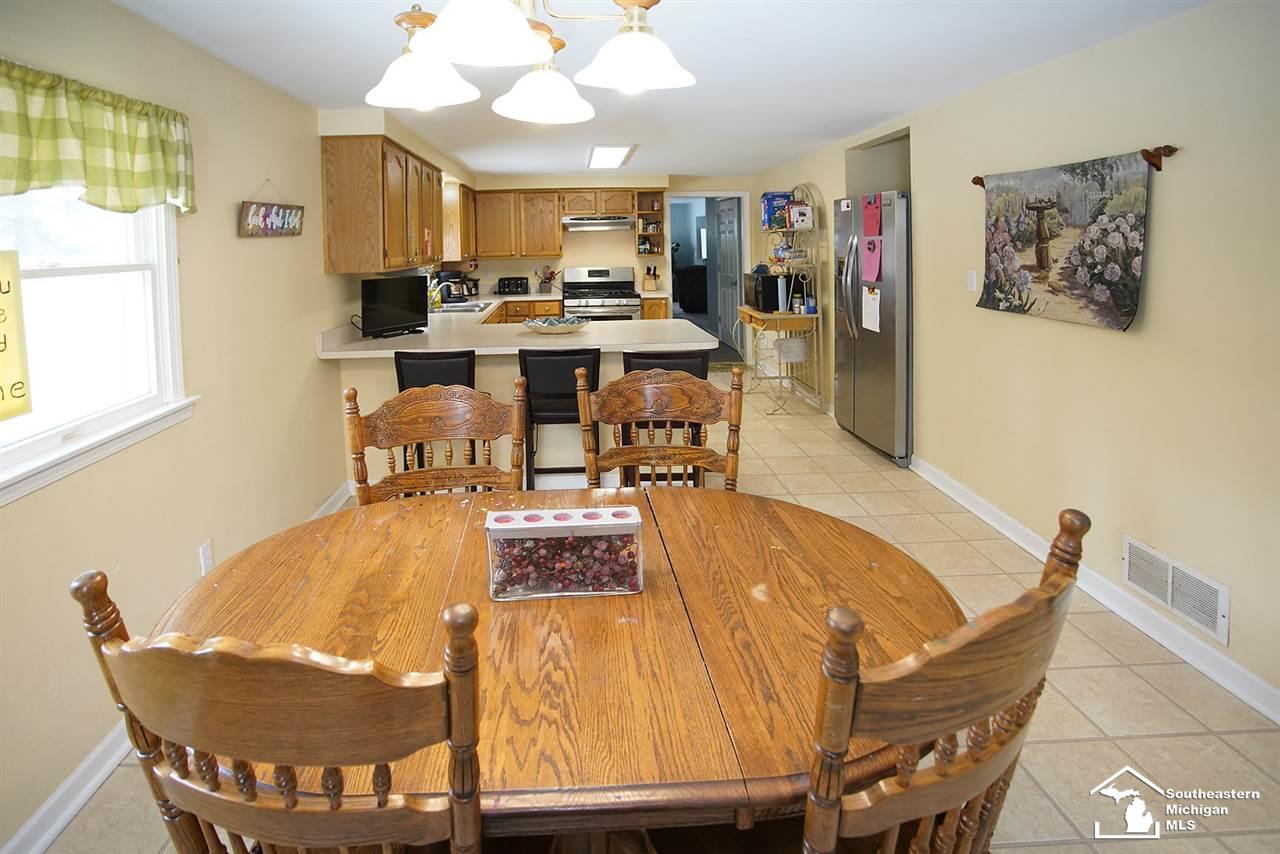 5201 Wells Road Petersburg, MI 49270 - Photo 10 of 32 Gallery Image 10