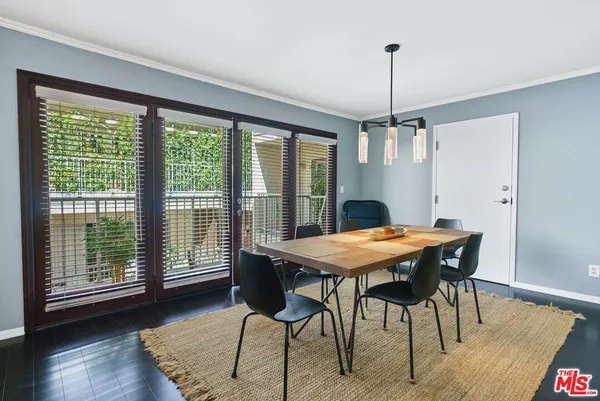 $4,330 | 843 4th Street, Unit 202, Santa Monica, CA 90403