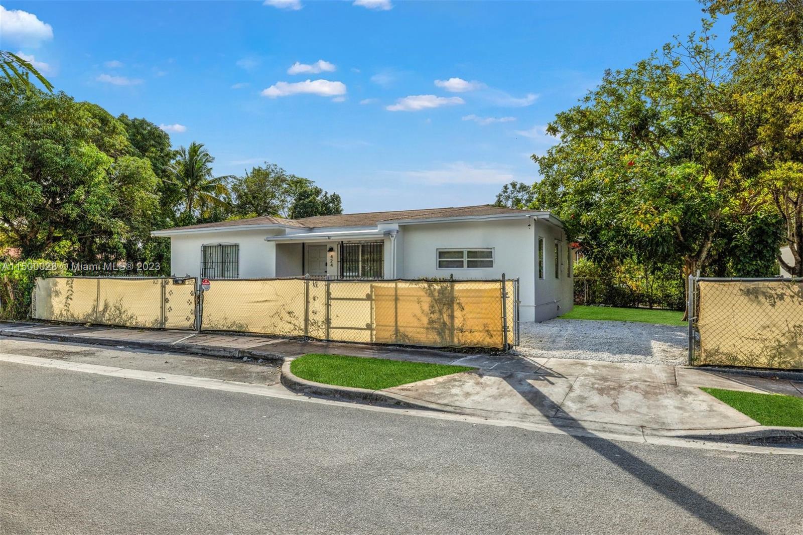 424 Northwest 53rd Street Miami, FL 33127 - Photo 3 of 40