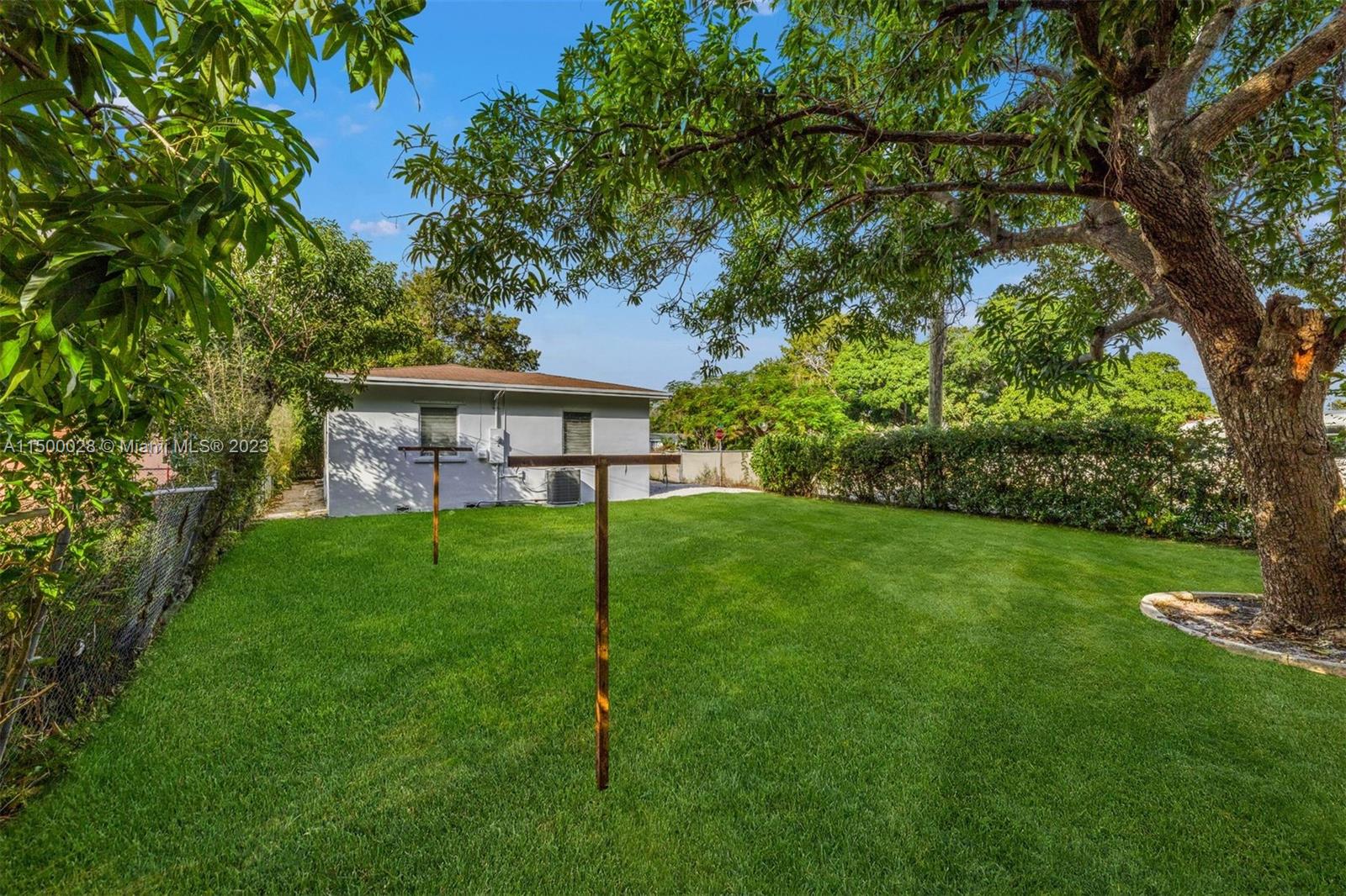 424 Northwest 53rd Street Miami, FL 33127 - Photo 33 of 40