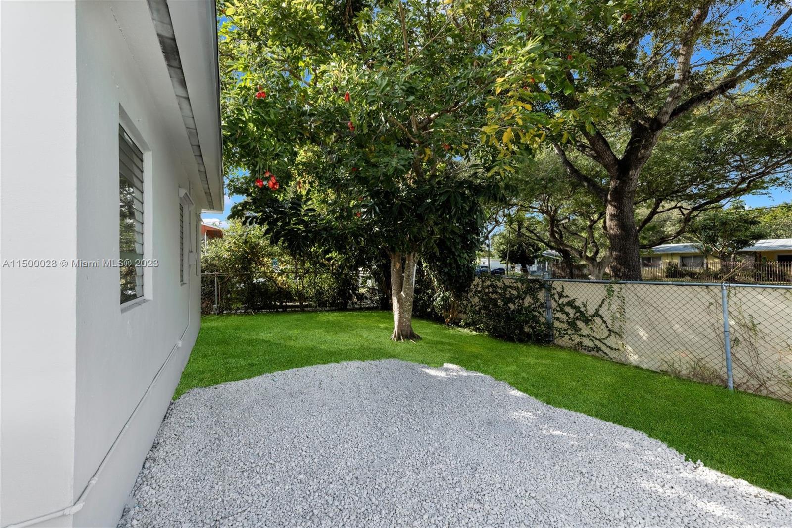 424 Northwest 53rd Street Miami, FL 33127 - Photo 36 of 40