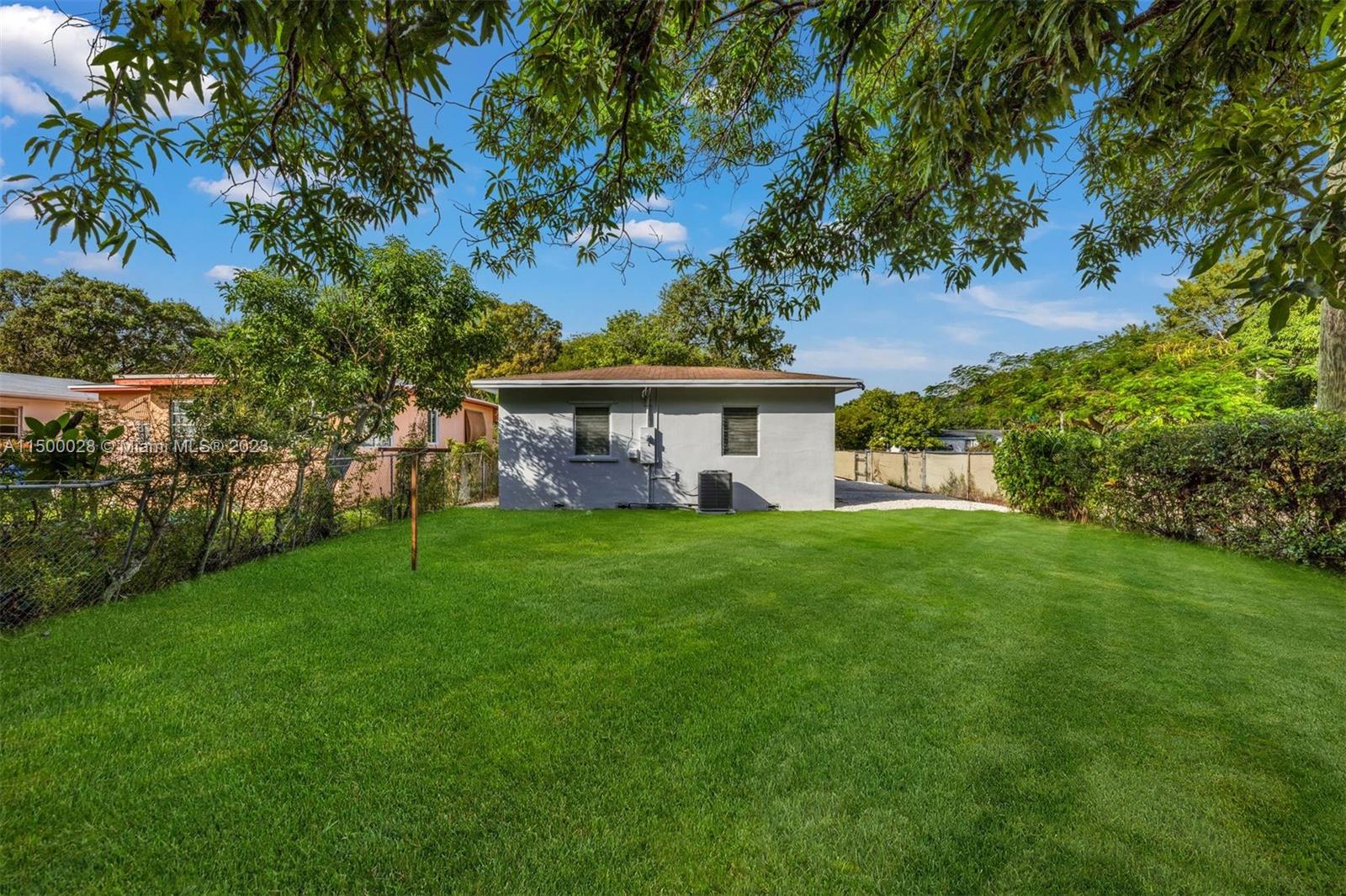 424 Northwest 53rd Street Miami, FL 33127 - Photo 6 of 40