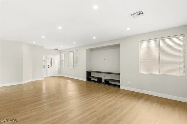 $586,000 | 2850 Culloden Avenue, Henderson, NV 89044